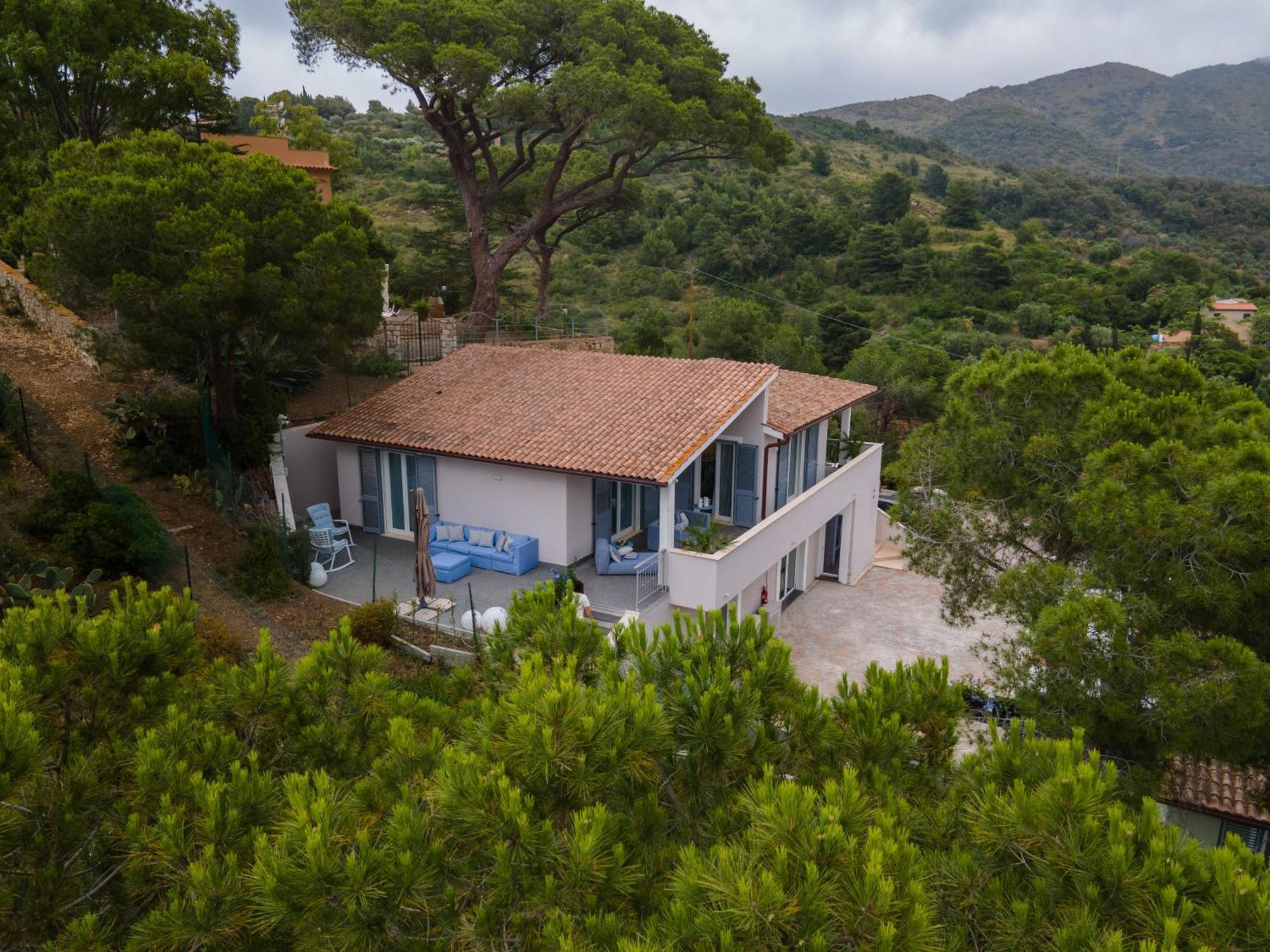 Elbitat Homes Bagnaia  Luaran gambar